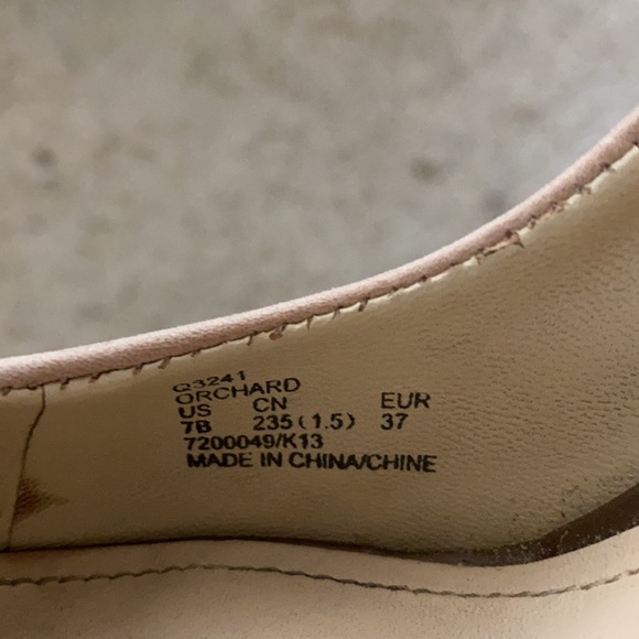 Rose gold Coach wedges in used but good condition - Picture 9 of 9